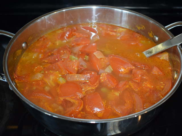 image of cooked soup ready to blend